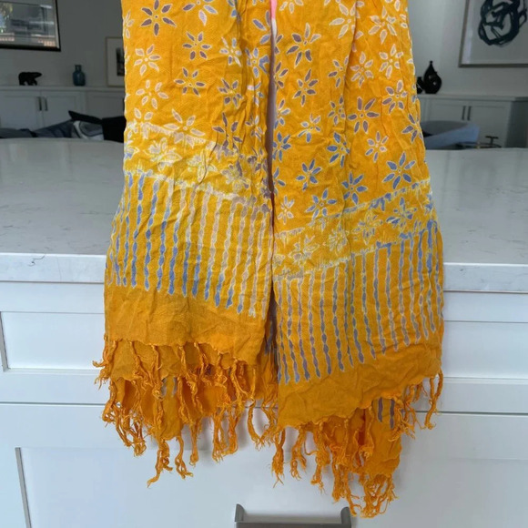 Curious Designs Boho Rayon Floral Print Fringed Scarf/Wrap Golden Rod Yellow - Picture 6 of 11